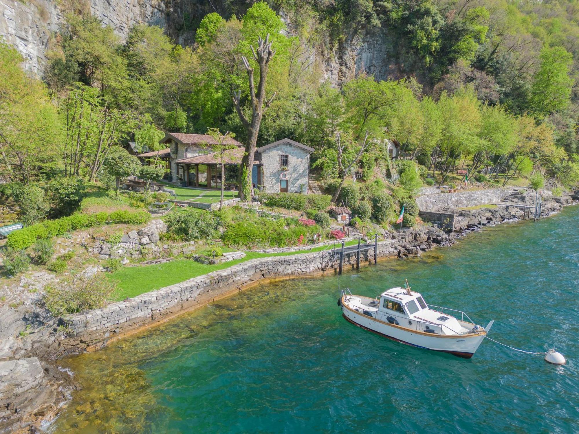 The Writer'S Nest Waterfront Villa By Rent All Como Faggeto Lario Екстериор снимка