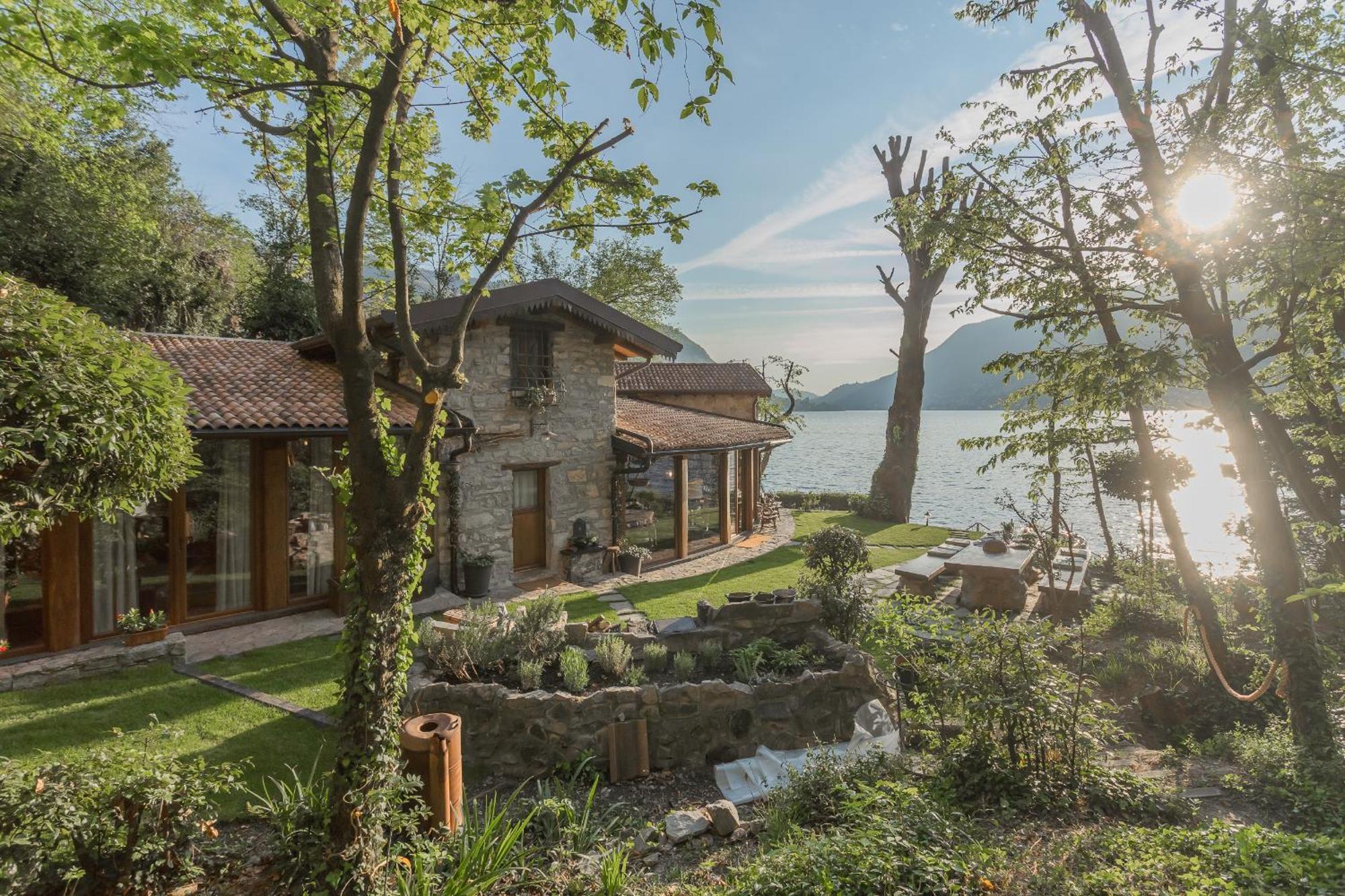 The Writer'S Nest Waterfront Villa By Rent All Como Faggeto Lario Екстериор снимка