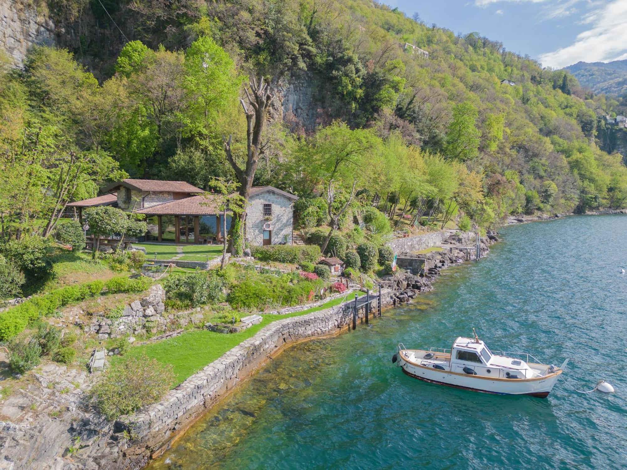 The Writer'S Nest Waterfront Villa By Rent All Como Faggeto Lario Екстериор снимка